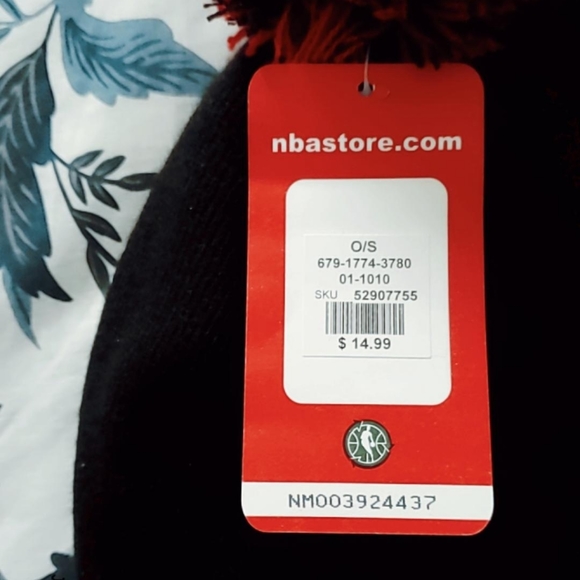 Womens/Unisex Raptors Licensed NBA Pompom Toque - Picture 6 of 6